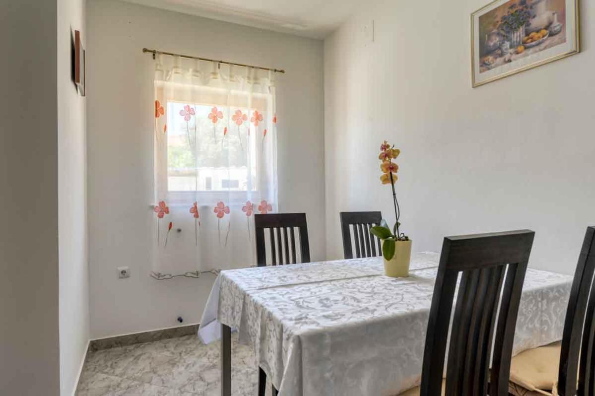 House Melly With Swimming Pool Villa Rovinjsko Selo Kültér fotó